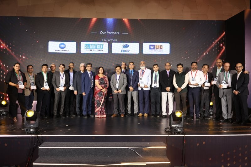 Award Winner group picture